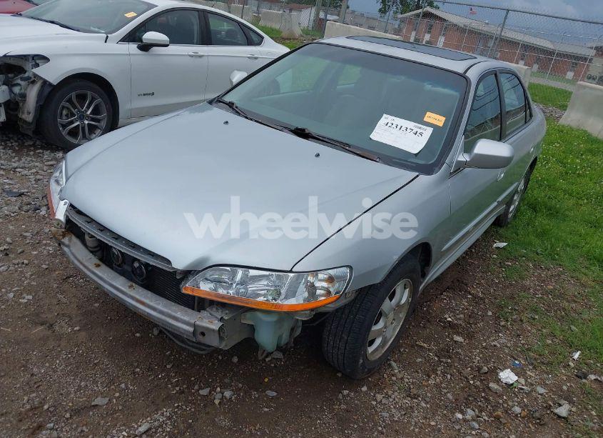 Photo 2 of 2001 Honda Accord 2.3 EX (VIN 1HGCG66861A074027)