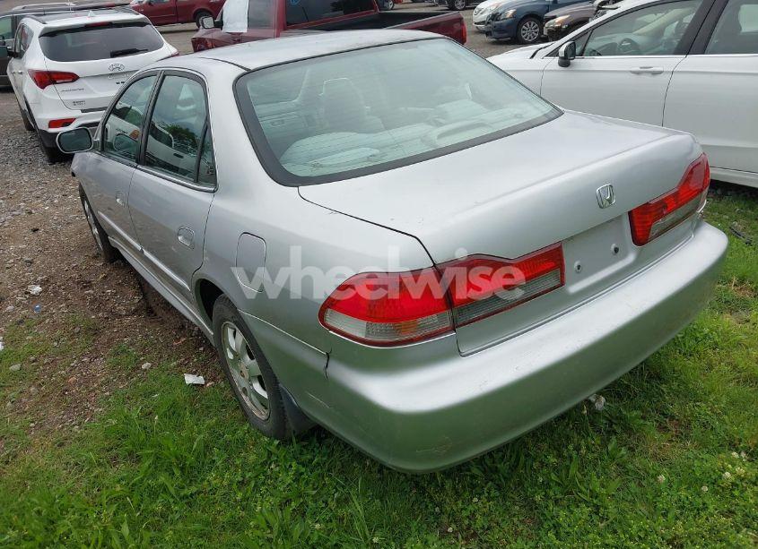 Photo 3 of 2001 Honda Accord 2.3 EX (VIN 1HGCG66861A074027)