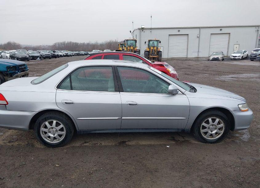 Photo 14 of 2002 Honda Accord 2.3 EX/2.3 SE (VIN 1HGCG66862A007185)