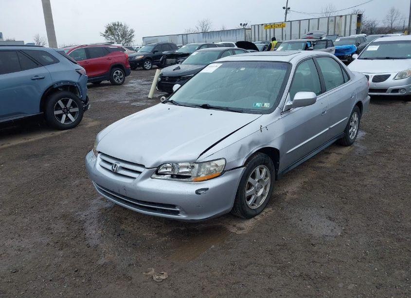 Photo 6 of 2002 Honda Accord 2.3 EX/2.3 SE (VIN 1HGCG66862A007185)