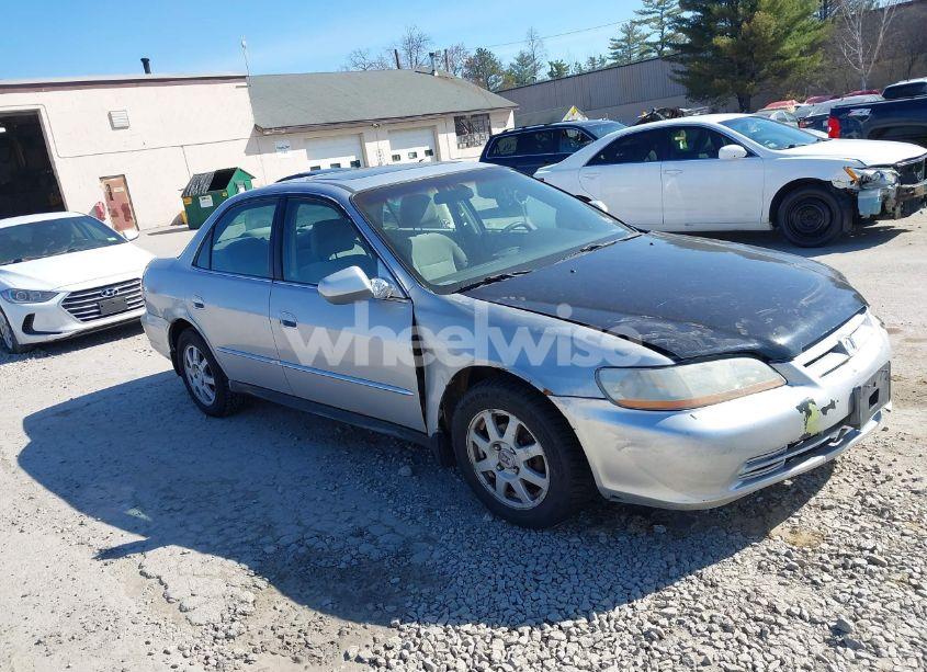 2002 Honda Accord 2.3 EX/2.3 SE (VIN 1HGCG66862A056953) main photo