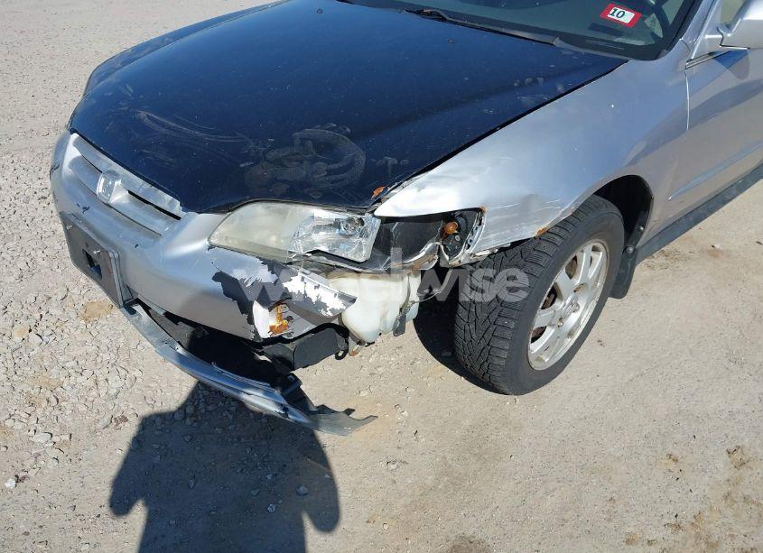 Photo 6 of 2002 Honda Accord 2.3 EX/2.3 SE (VIN 1HGCG66862A056953)