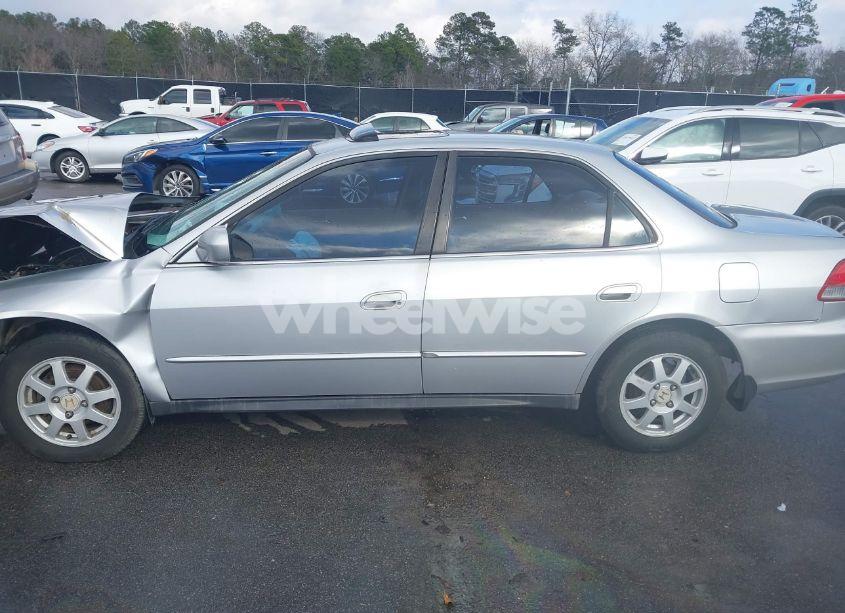 Photo 14 of 2002 Honda Accord 2.3 EX/2.3 SE (VIN 1HGCG66872A072031)