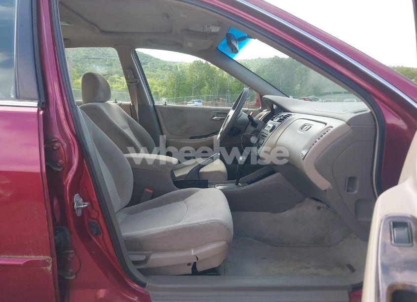 Photo 5 of 2002 Honda Accord 2.3 EX/2.3 SE (VIN 1HGCG66872A093168)