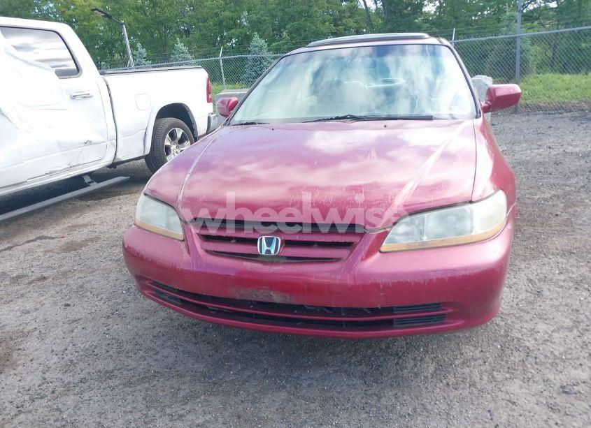 Photo 6 of 2002 Honda Accord 2.3 EX/2.3 SE (VIN 1HGCG66872A093168)