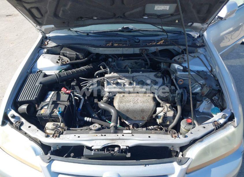 Photo 10 of 2002 Honda Accord 2.3 EX/2.3 SE (VIN 1HGCG66872A129294)