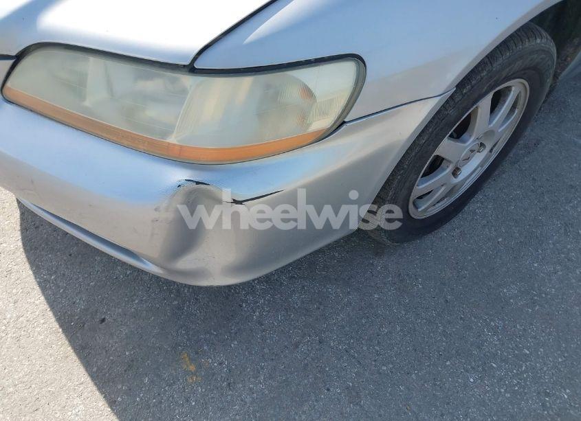 Photo 13 of 2002 Honda Accord 2.3 EX/2.3 SE (VIN 1HGCG66872A129294)