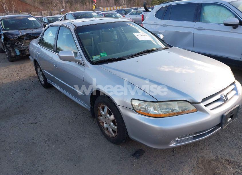 2002 Honda Accord 2.3 EX/2.3 SE (VIN 1HGCG66872A146838) main photo
