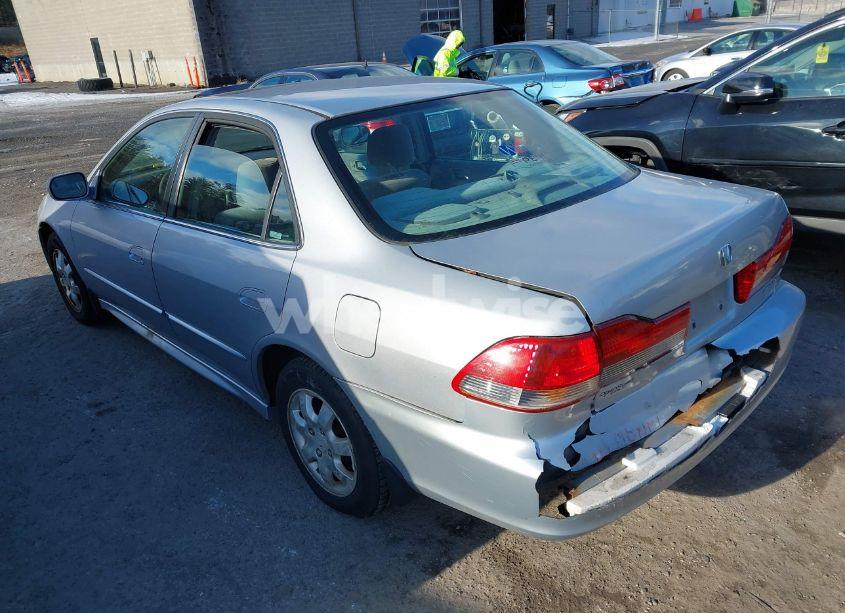 Photo 3 of 2002 Honda Accord 2.3 EX/2.3 SE (VIN 1HGCG66872A146838)