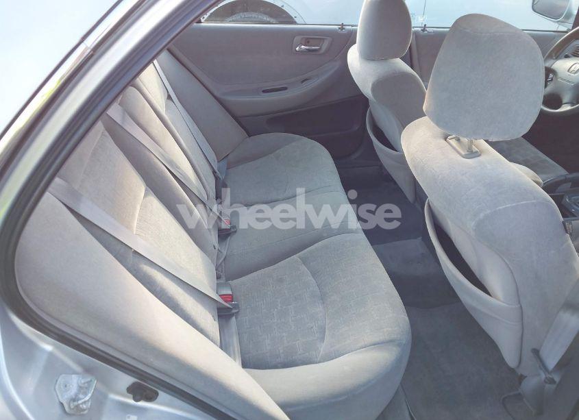Photo 8 of 2002 Honda Accord 2.3 EX/2.3 SE (VIN 1HGCG66872A146838)