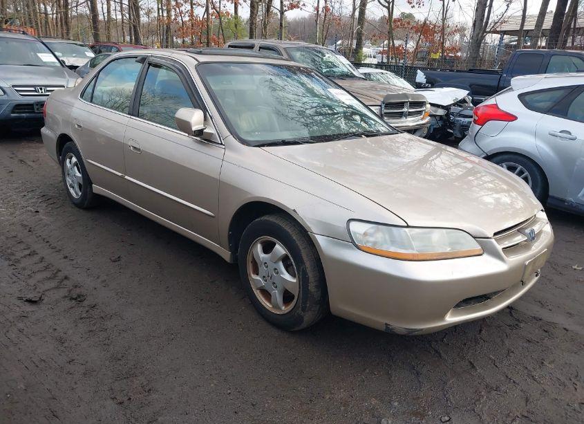 2000 Honda Accord 2.3 EX (VIN 1HGCG6689YA131248) main photo