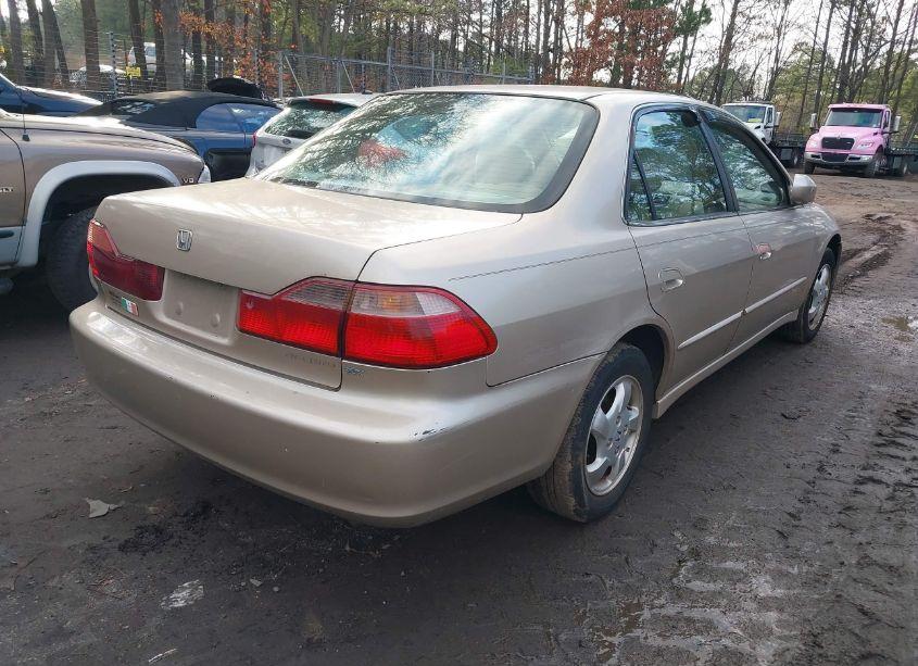Photo 4 of 2000 Honda Accord 2.3 EX (VIN 1HGCG6689YA131248)