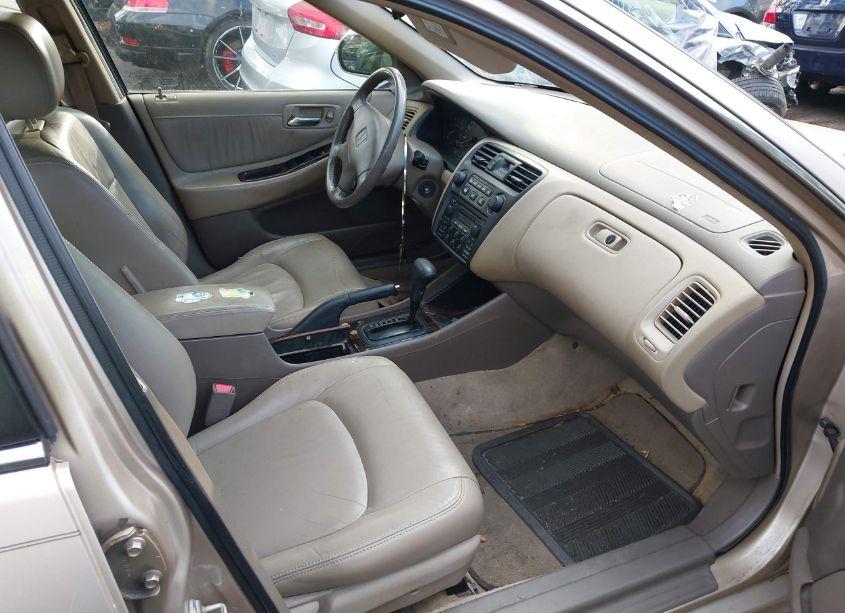 Photo 5 of 2000 Honda Accord 2.3 EX (VIN 1HGCG6689YA131248)