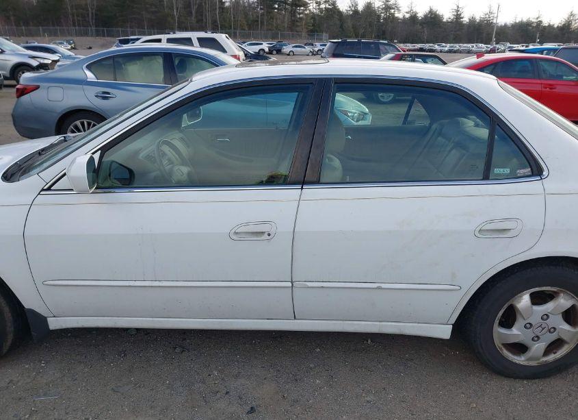 Photo 14 of 2000 Honda Accord 2.3 EX (VIN 1HGCG668XYA085574)