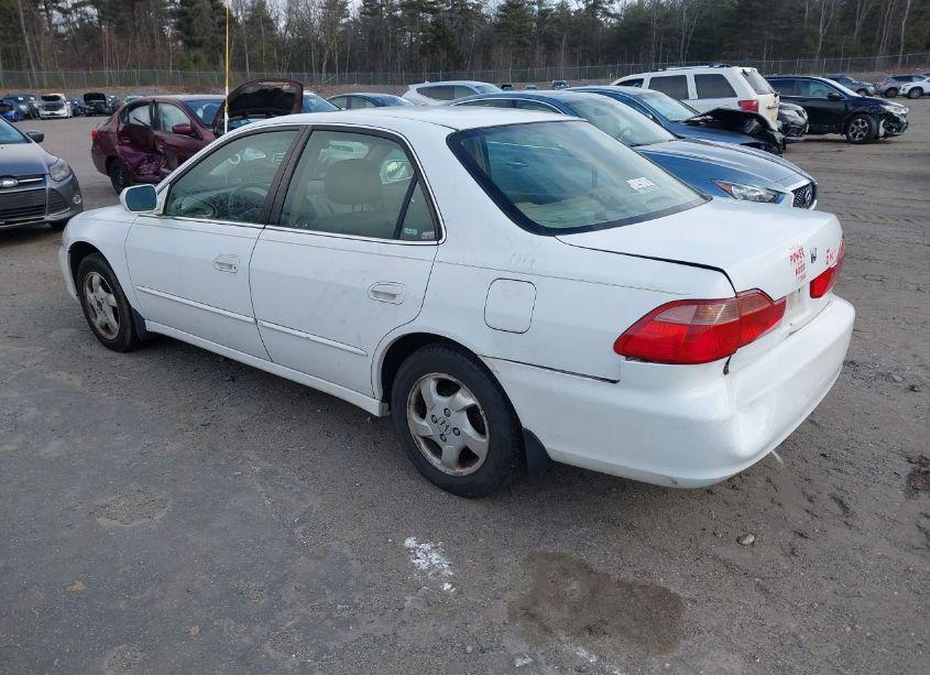 Photo 3 of 2000 Honda Accord 2.3 EX (VIN 1HGCG668XYA085574)