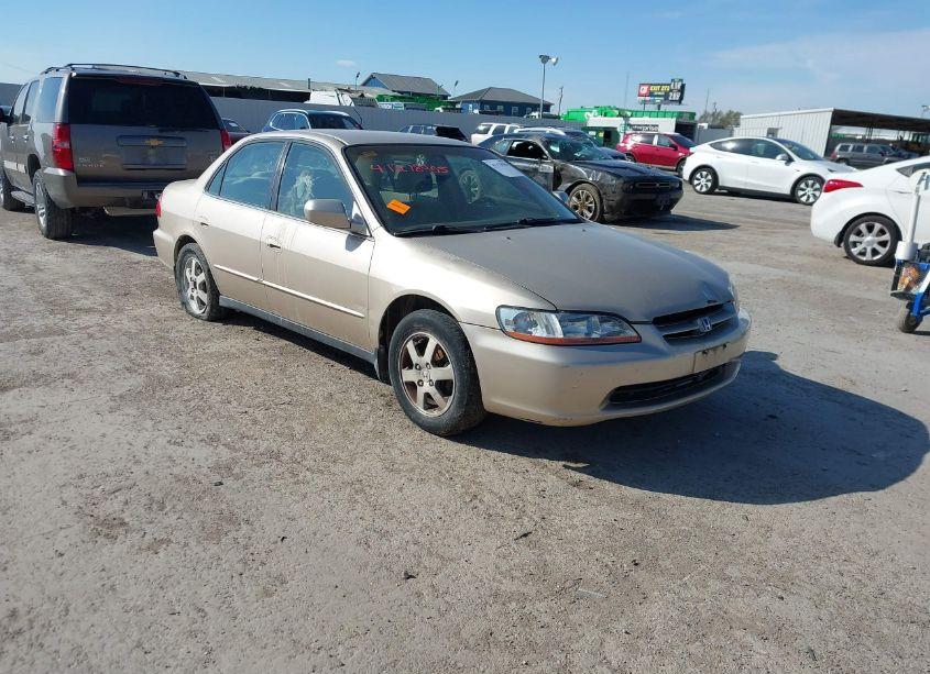 2000 Honda Accord 2.3 SE (VIN 1HGCG6699YA064403) main photo