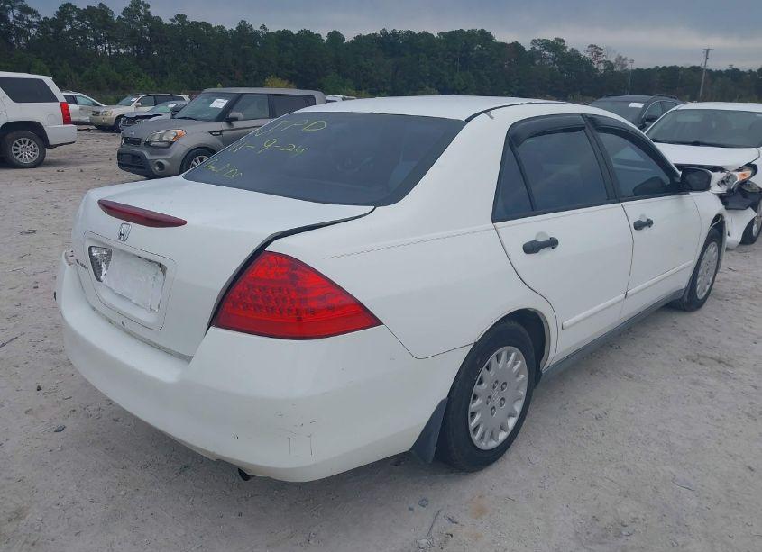 Photo 4 of 2007 Honda Accord 2.4 VP (VIN 1HGCM55157A132323)