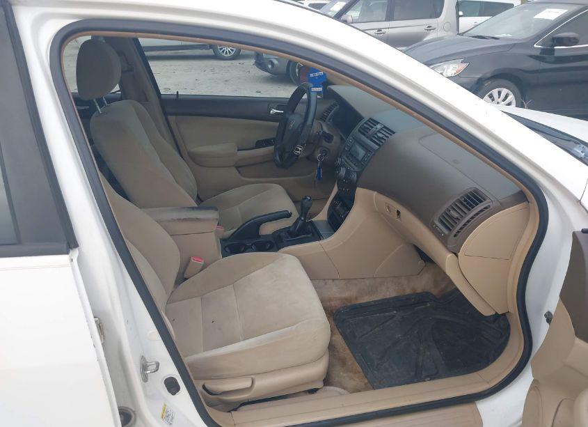 Photo 5 of 2007 Honda Accord 2.4 VP (VIN 1HGCM55157A132323)