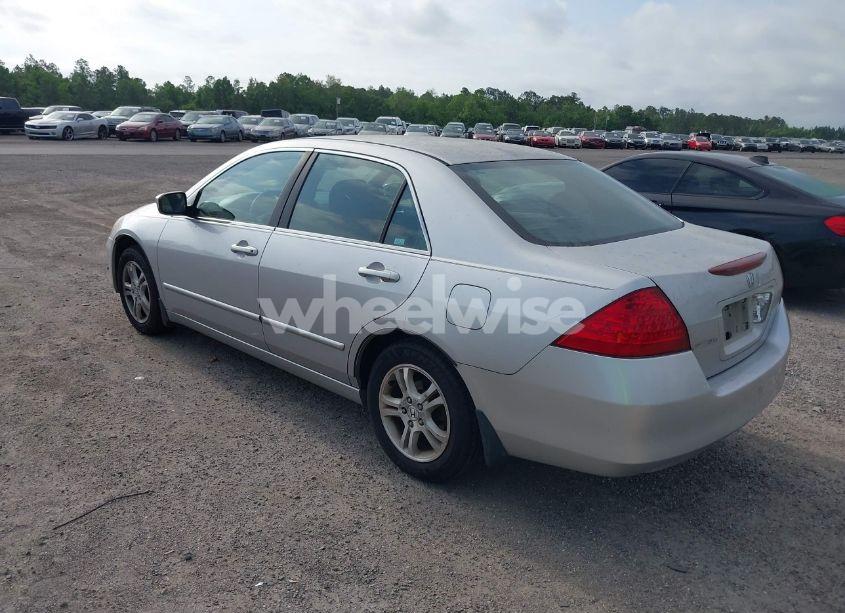Photo 3 of 2006 Honda Accord 2.4 SE (VIN 1HGCM55316A164850)