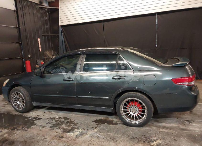 Photo 15 of 2004 Honda Accord 2.4 LX (VIN 1HGCM55324A115556)