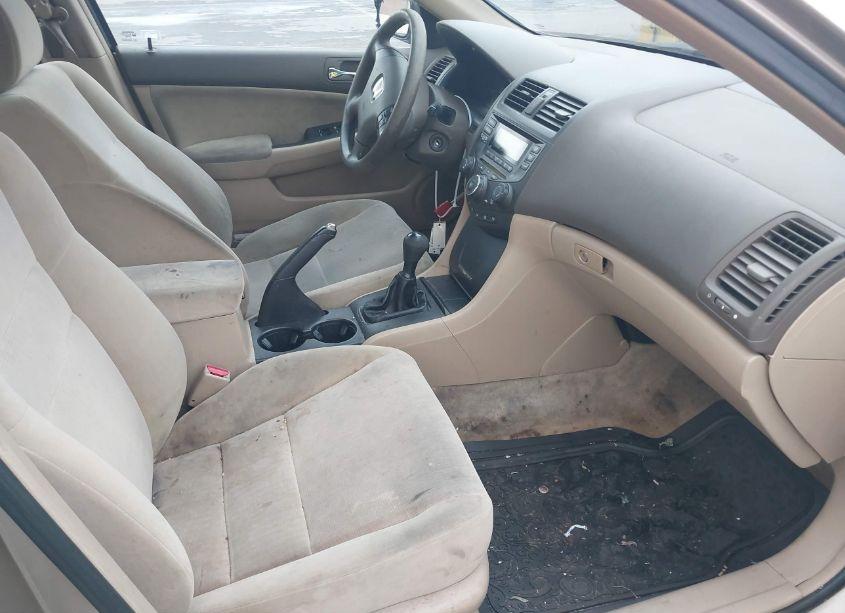 Photo 5 of 2004 Honda Accord 2.4 LX (VIN 1HGCM55324A162988)