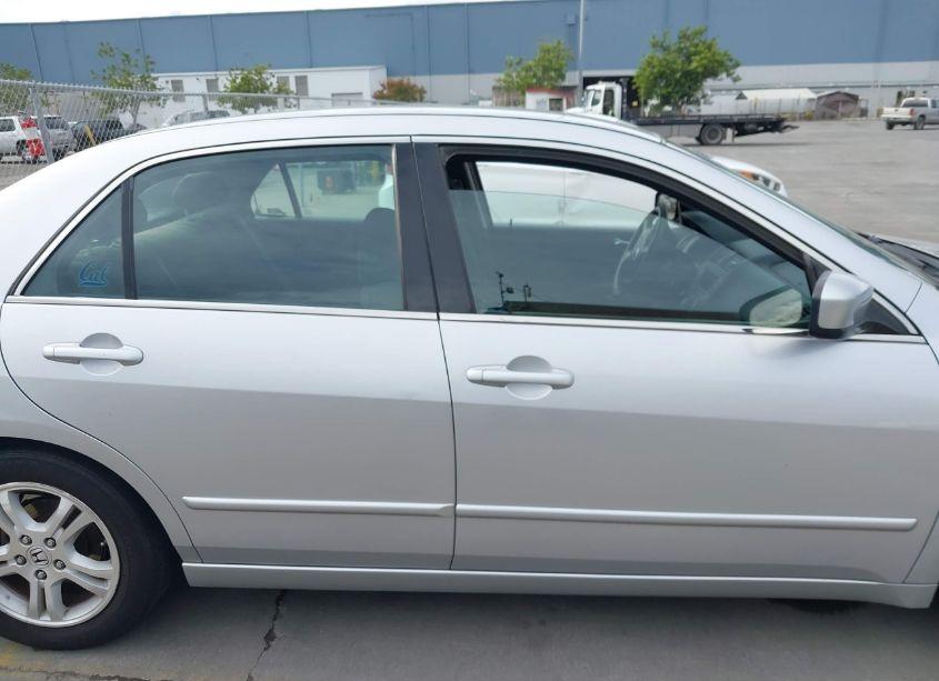 Photo 13 of 2006 Honda Accord 2.4 SE (VIN 1HGCM55326A048797)