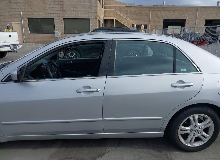 Photo 14 of 2006 Honda Accord 2.4 SE (VIN 1HGCM55326A048797)