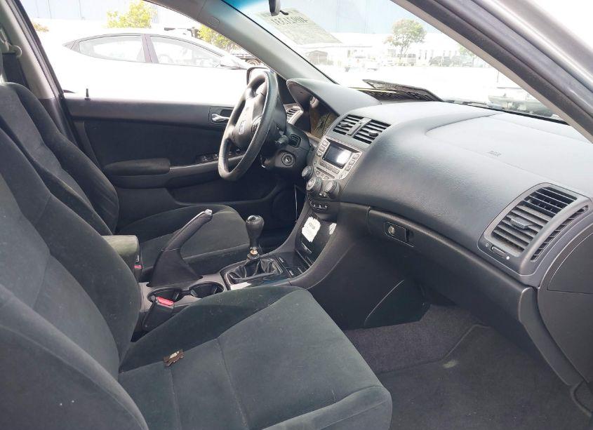 Photo 5 of 2006 Honda Accord 2.4 SE (VIN 1HGCM55326A048797)