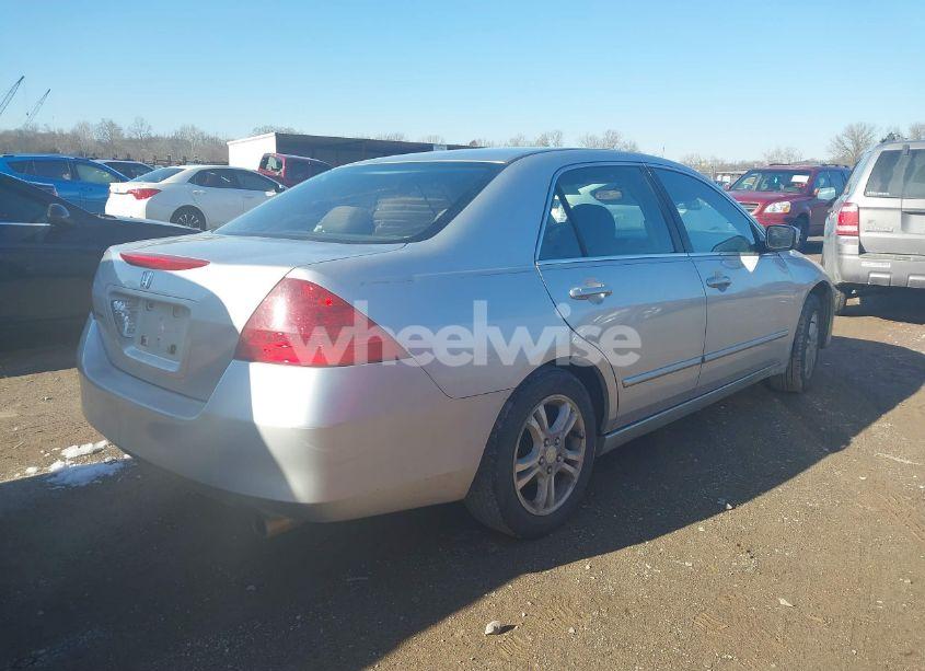 Photo 4 of 2007 Honda Accord 2.4 SE (VIN 1HGCM55337A090056)