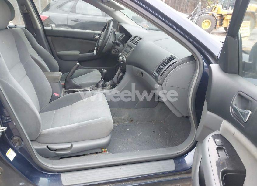 Photo 5 of 2006 Honda Accord 2.4 SE (VIN 1HGCM55346A144088)