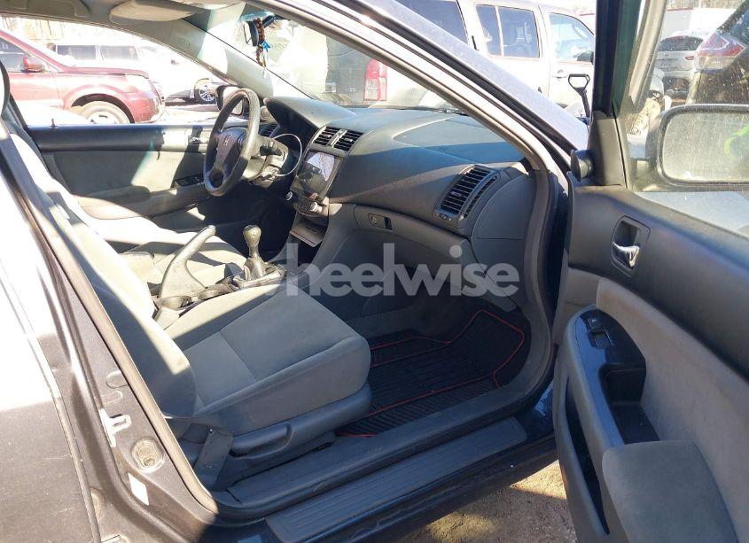 Photo 5 of 2006 Honda Accord 2.4 SE (VIN 1HGCM55386A061599)