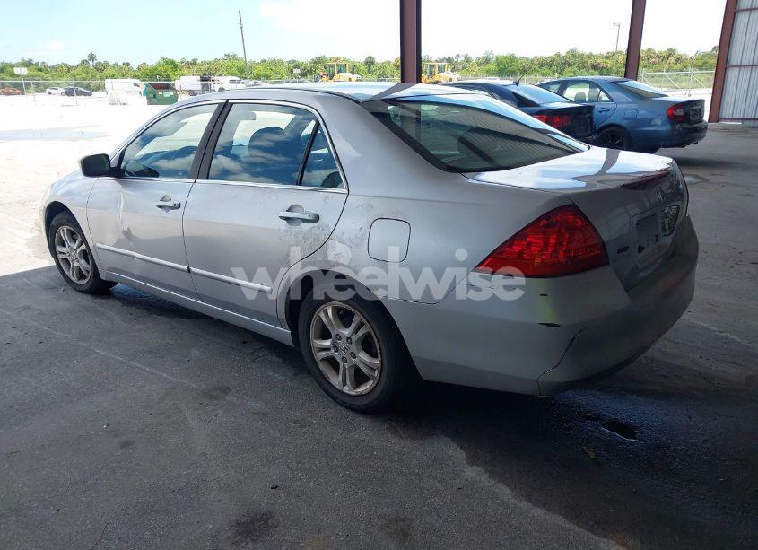Photo 3 of 2006 Honda Accord 2.4 SE (VIN 1HGCM55386A161041)