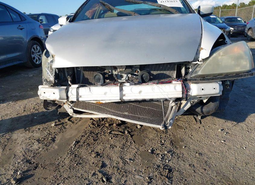 Photo 6 of 2006 Honda Accord 2.4 SE (VIN 1HGCM55396A006000)