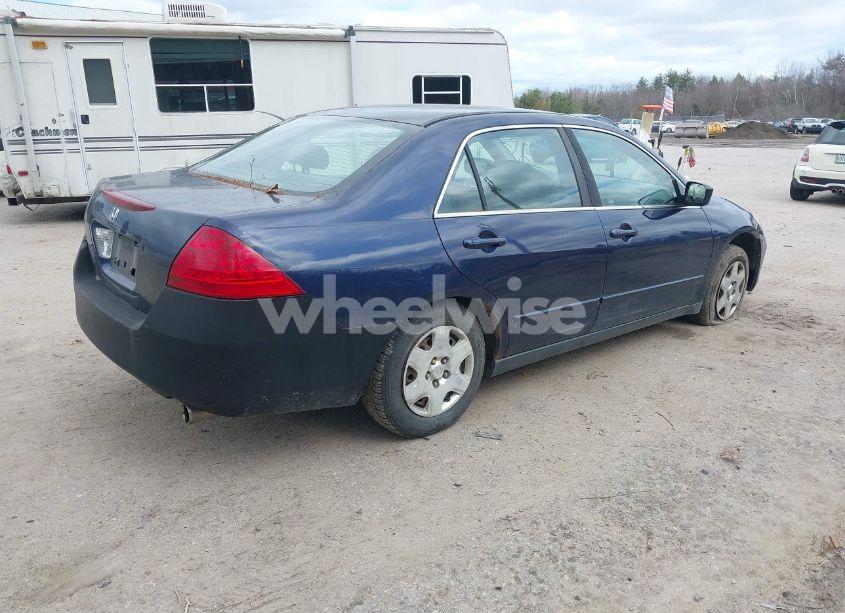 Photo 4 of 2007 Honda Accord 2.4 LX (VIN 1HGCM55417A125542)