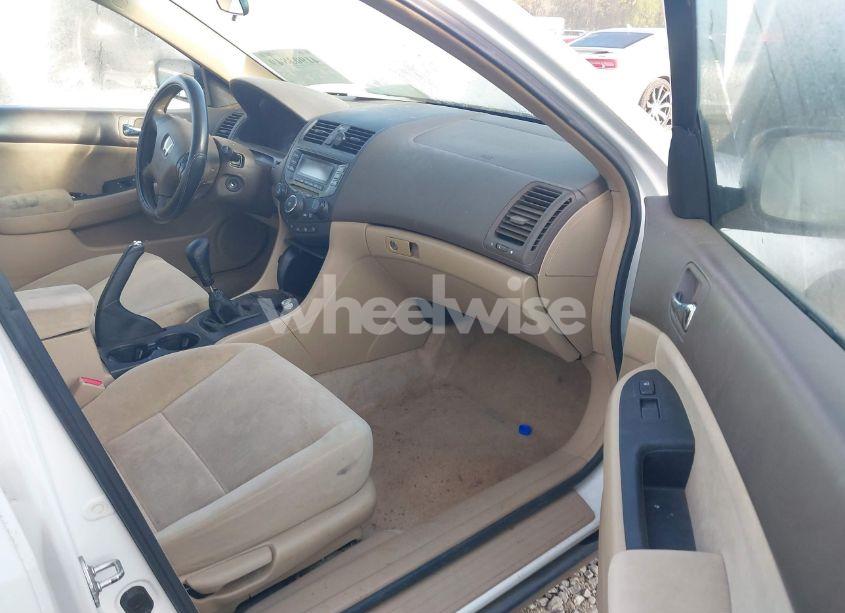 Photo 5 of 2005 Honda Accord 2.4 LX (VIN 1HGCM55425A078762)