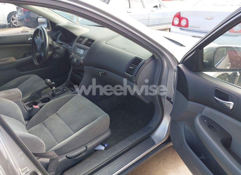 Photo 5 of 2006 Honda Accord 2.4 LX (VIN 1HGCM55426A153669)