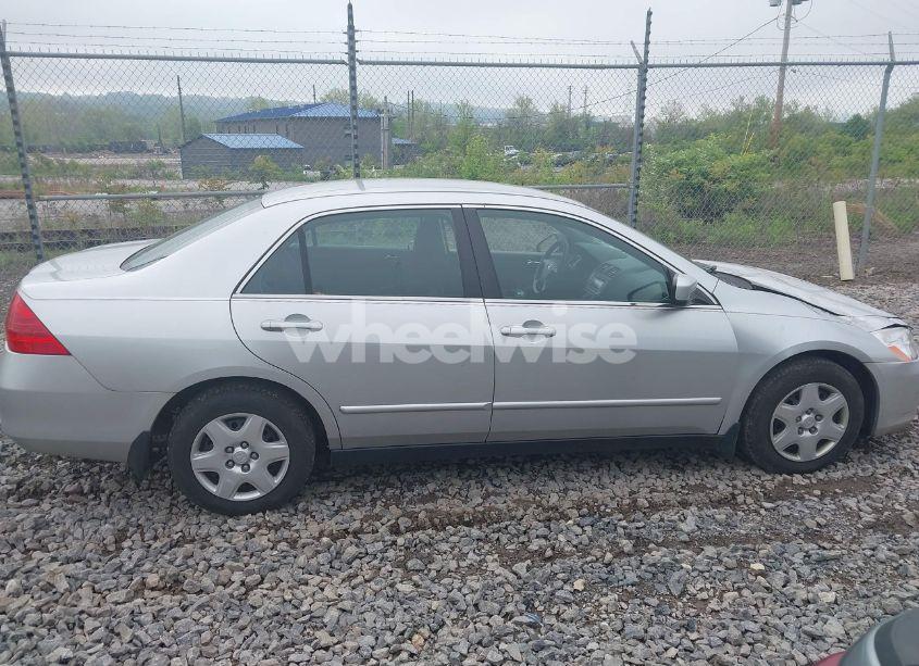 Photo 13 of 2007 Honda Accord 2.4 LX (VIN 1HGCM55427A007354)