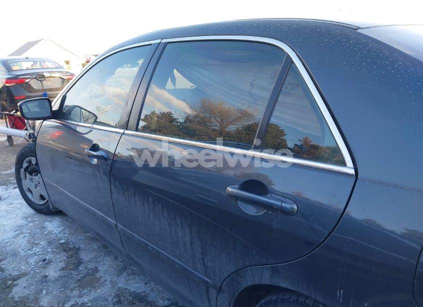 Photo 14 of 2005 Honda Accord 2.4 LX (VIN 1HGCM55435A146759)