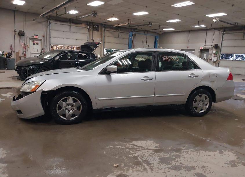 Photo 14 of 2006 Honda Accord 2.4 LX (VIN 1HGCM55456A172359)