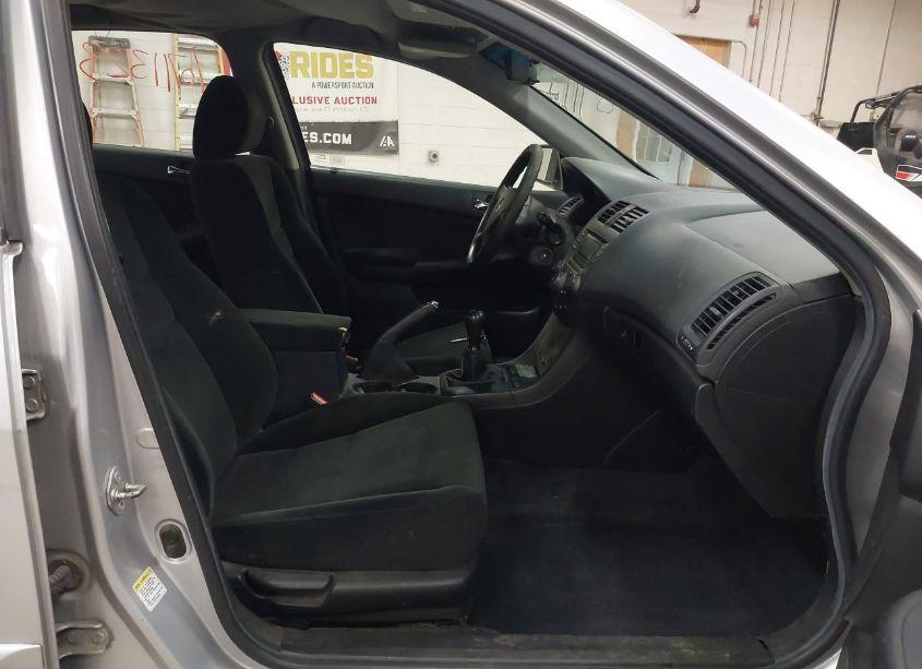 Photo 5 of 2006 Honda Accord 2.4 LX (VIN 1HGCM55456A172359)