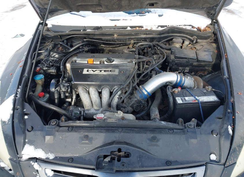 Photo 10 of 2005 Honda Accord 2.4 LX (VIN 1HGCM55475A194359)