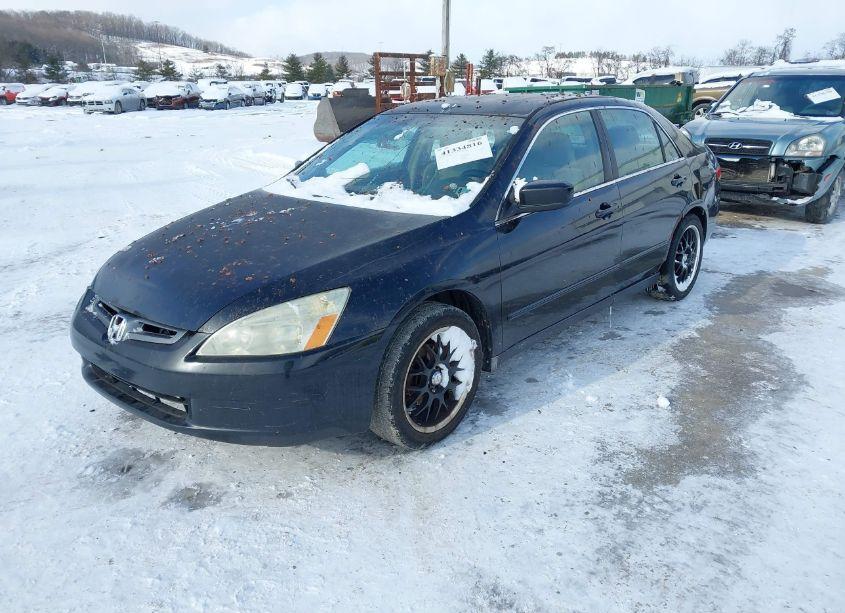 Photo 2 of 2005 Honda Accord 2.4 LX (VIN 1HGCM55475A194359)