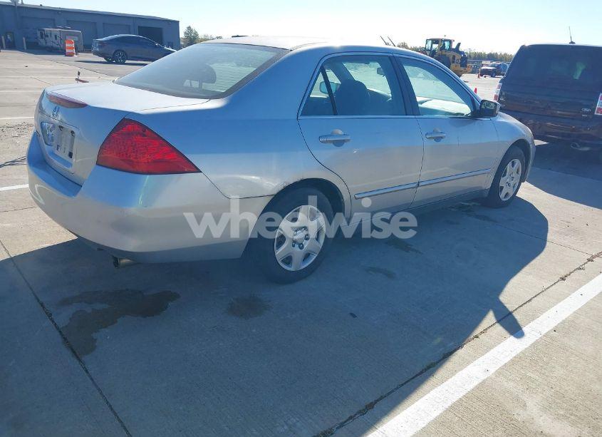 Photo 4 of 2007 Honda Accord 2.4 LX (VIN 1HGCM55477A183428)
