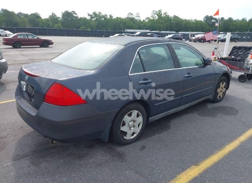 Photo 4 of 2007 Honda Accord 2.4 LX (VIN 1HGCM55497A090376)
