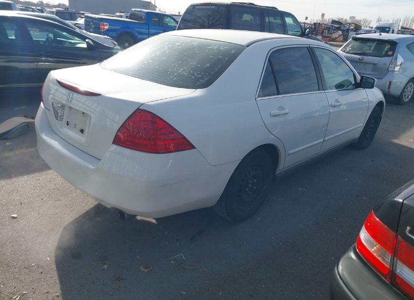 Photo 4 of 2007 Honda Accord 2.4 LX (VIN 1HGCM55497A113736)