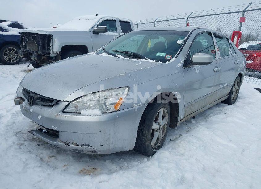 Photo 2 of 2003 Honda Accord 2.4 EX (VIN 1HGCM556X3A000230)