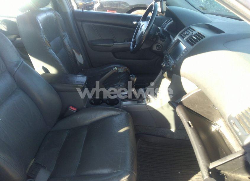 Photo 5 of 2004 Honda Accord 2.4 EX (VIN 1HGCM55734A079105)