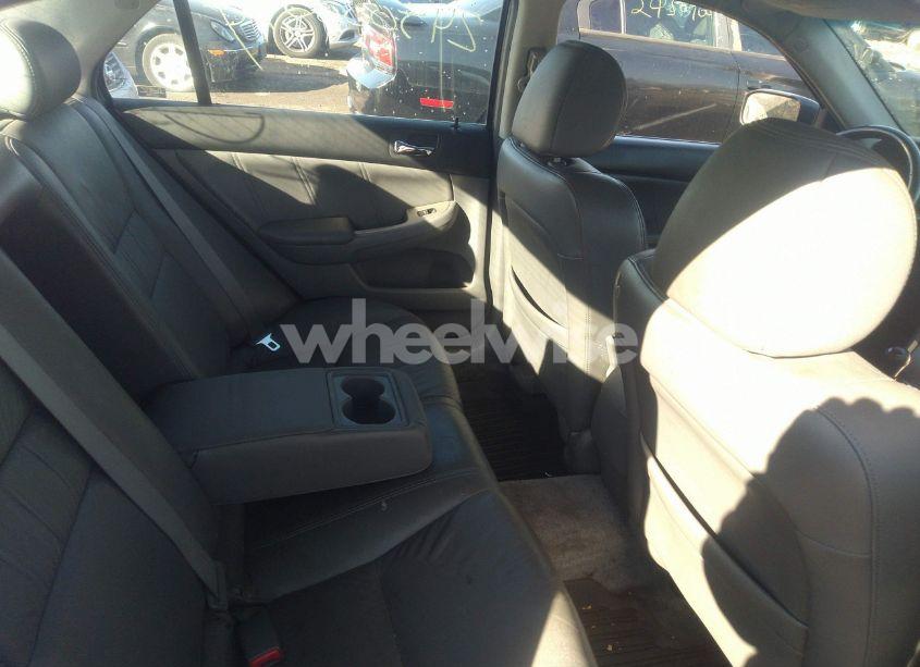 Photo 8 of 2004 Honda Accord 2.4 EX (VIN 1HGCM55734A079105)