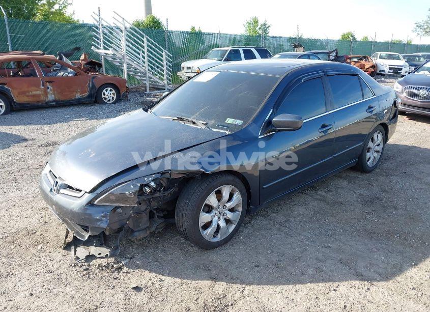 Photo 2 of 2005 Honda Accord 2.4 EX (VIN 1HGCM55735A117613)