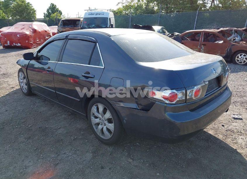 Photo 3 of 2005 Honda Accord 2.4 EX (VIN 1HGCM55735A117613)